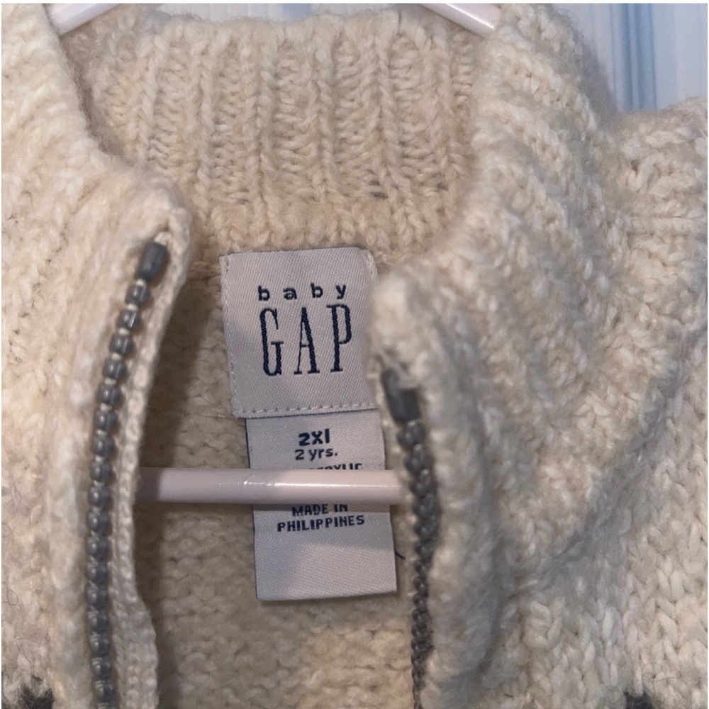 GAP sweater vest - Picture 5 of 6